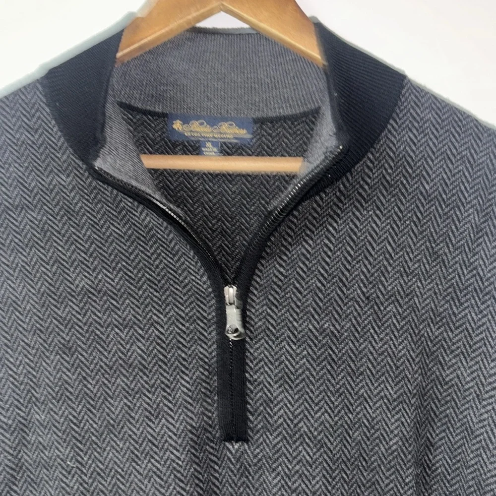 Brooks Brothers Men’s 100% Extra Fine Merino Wool Charcoal Grey Sweater Size XL